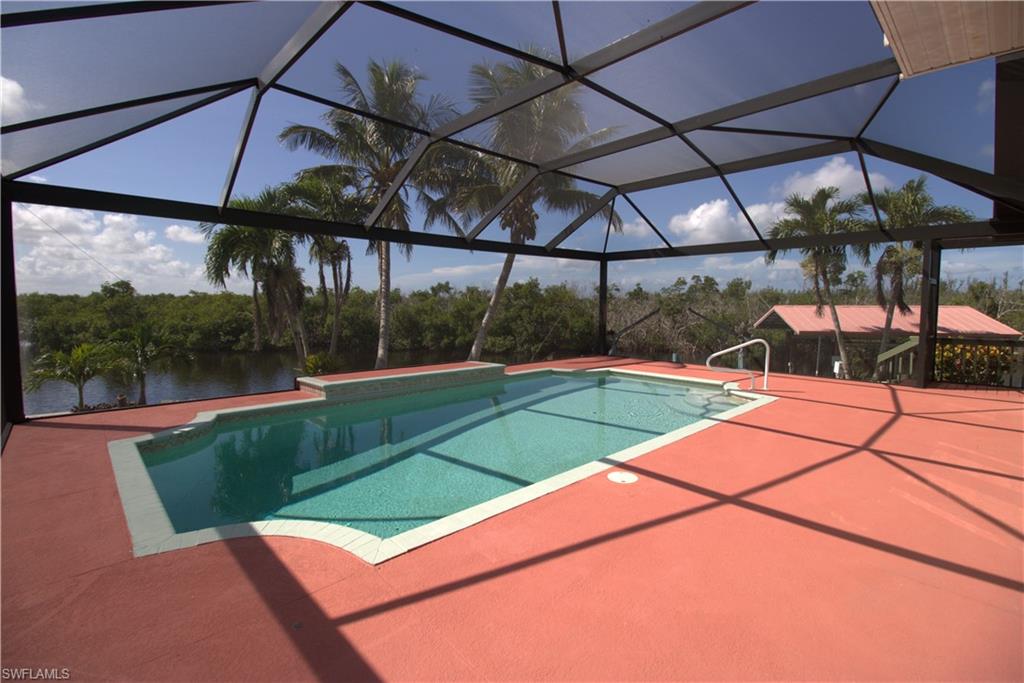 CHARLOTTE SHORES - Residential