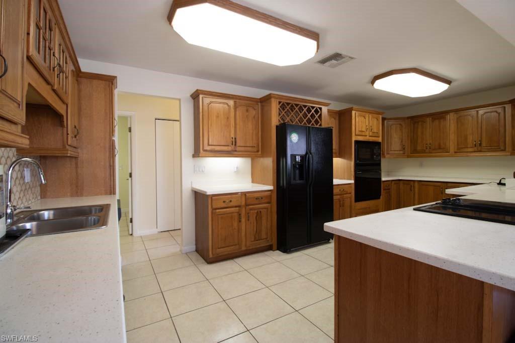 CHARLOTTE SHORES - Residential