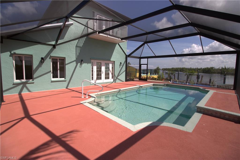 CHARLOTTE SHORES - Residential