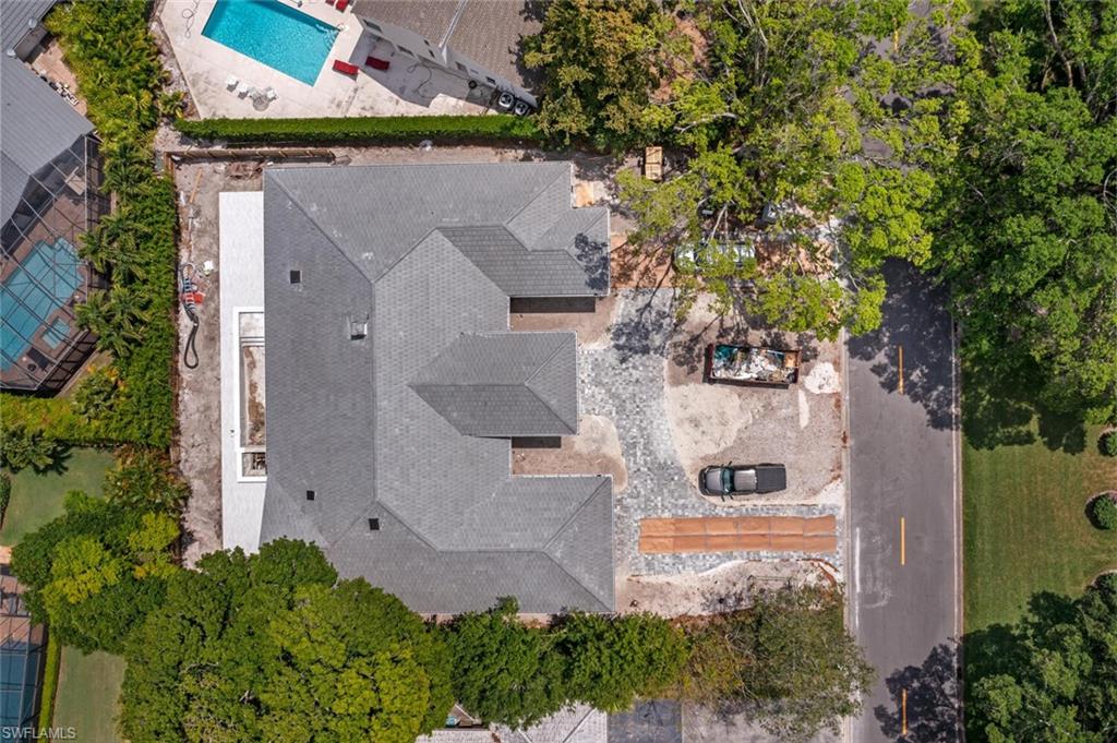 MOORINGS - Residential