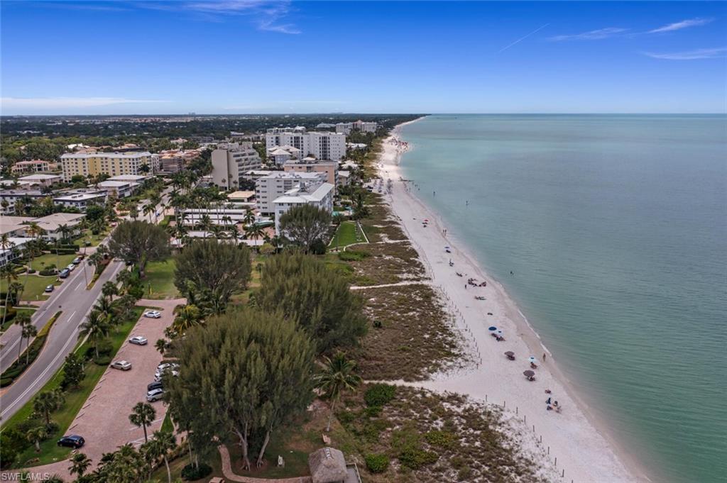 MOORINGS - Residential