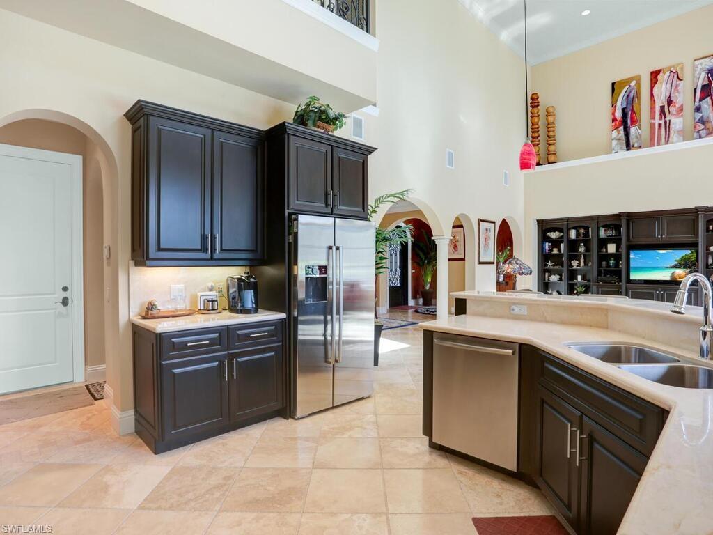 CAPE HARBOUR - Residential