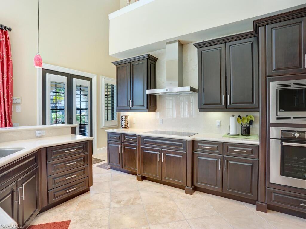 CAPE HARBOUR - Residential