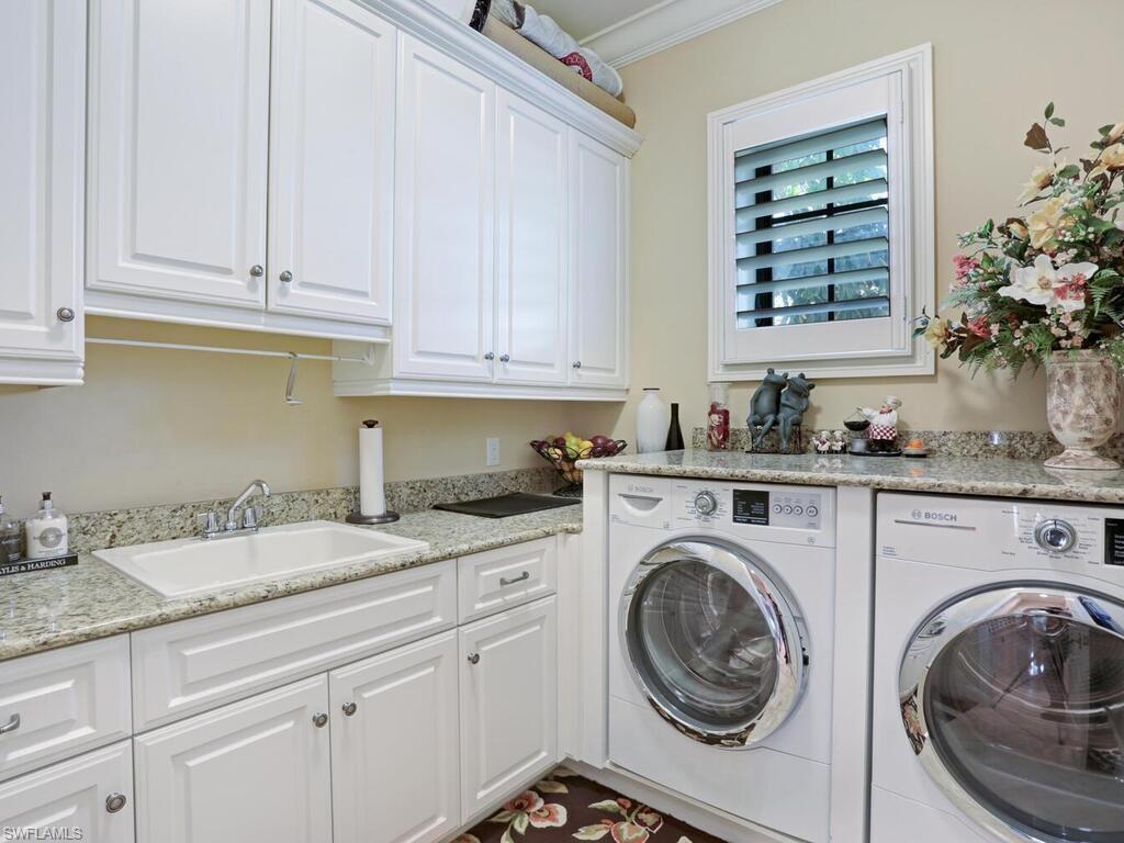 CAPE HARBOUR - Residential