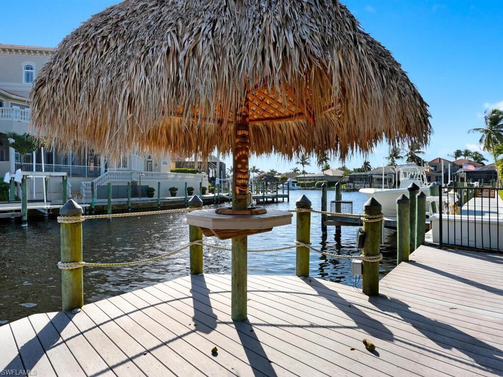 CAPE HARBOUR - Residential