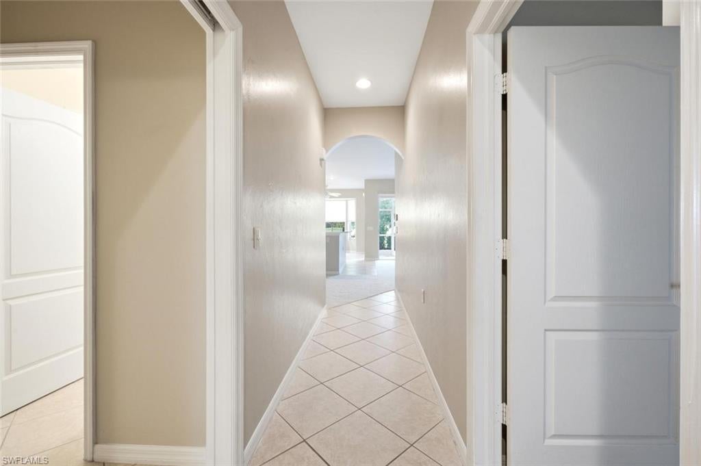 1672 Morning Sun LN D22
