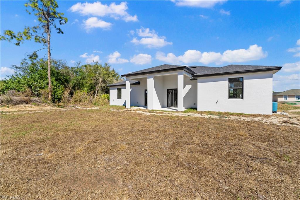 LEHIGH ACRES - Residential