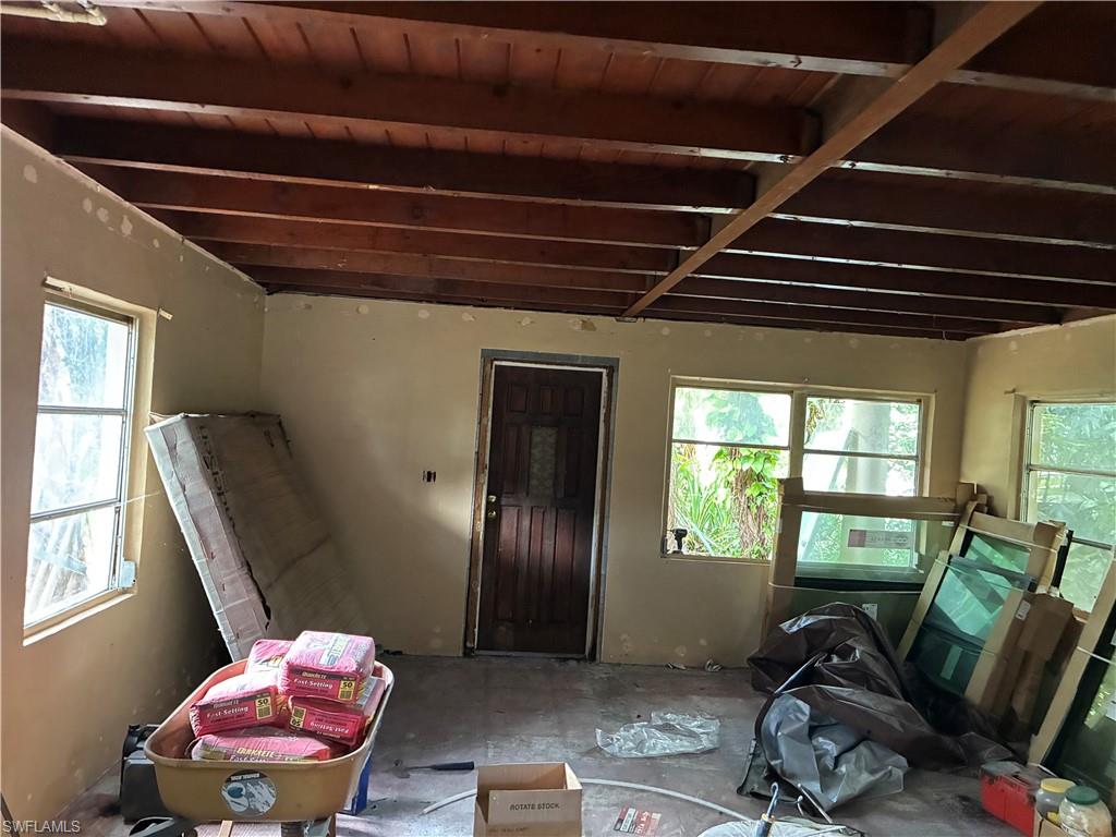 RUSSELL PARK ANEX - Residential