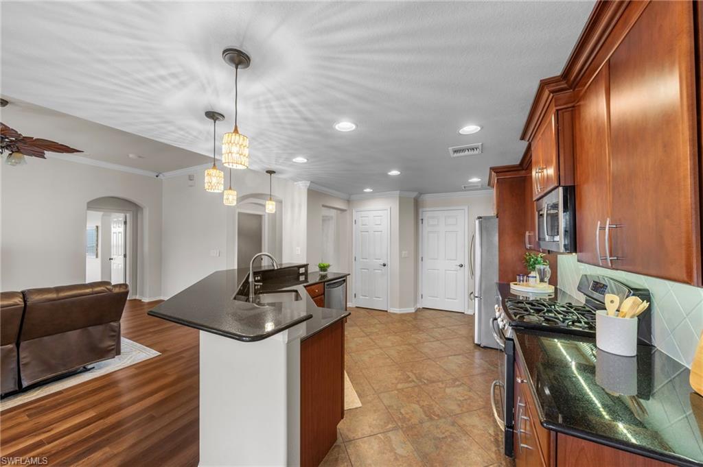 THE RESERVE AT ESTERO - Residential