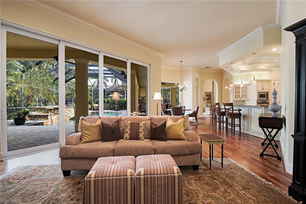 MOORINGS - Residential