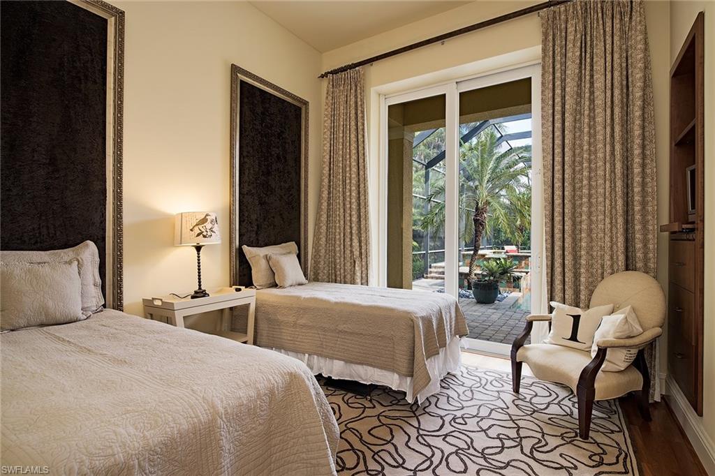 MOORINGS - Residential