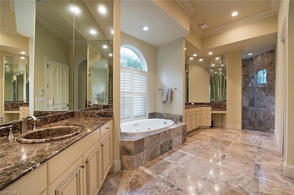 MOORINGS - Residential