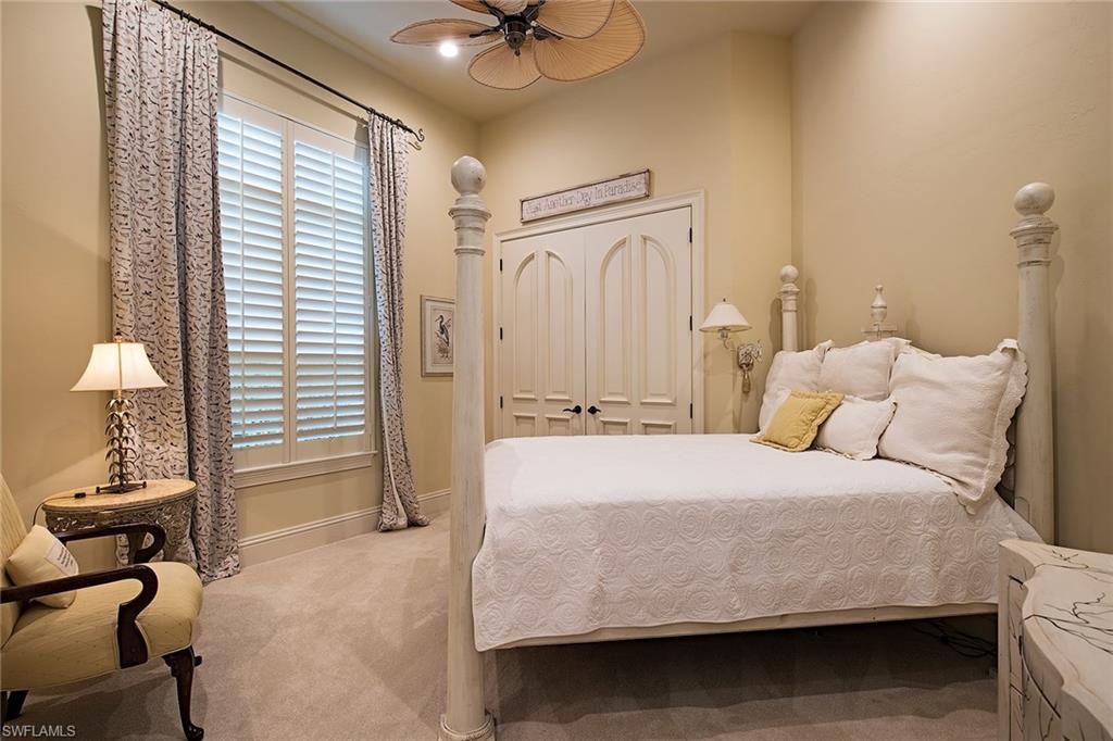 MOORINGS - Residential