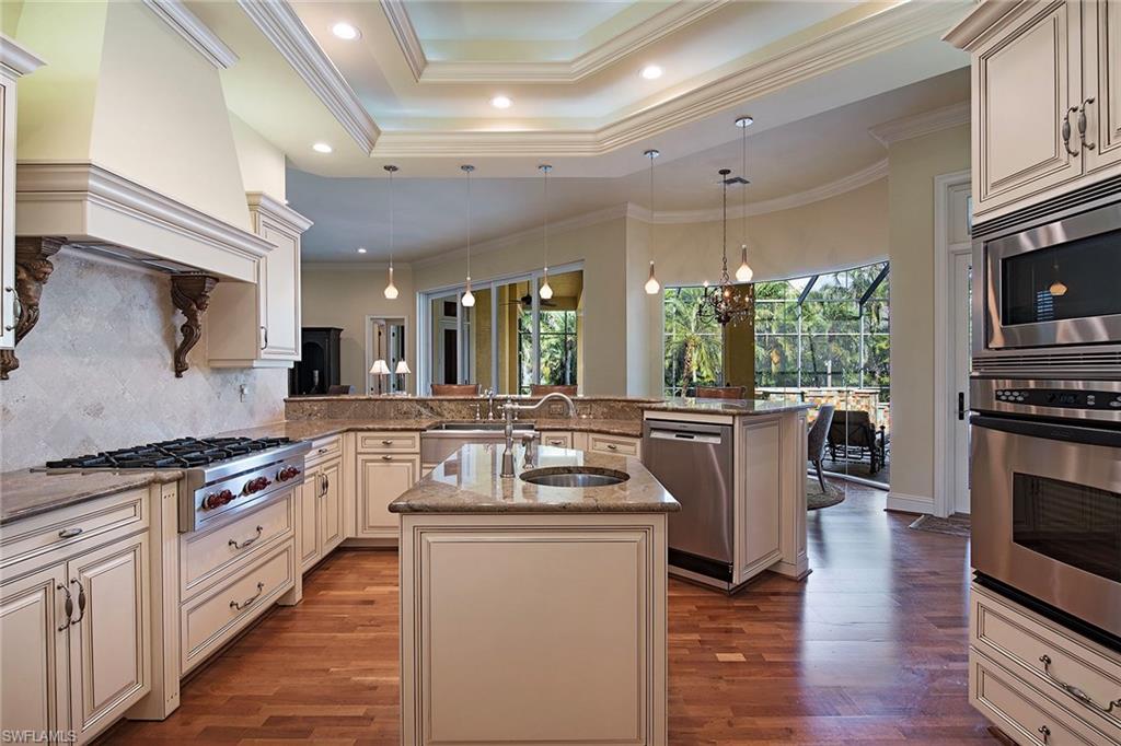 MOORINGS - Residential