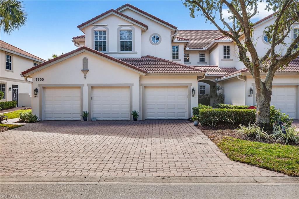 CROWN COLONY - Residential