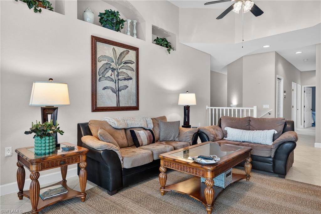 CROWN COLONY - Residential