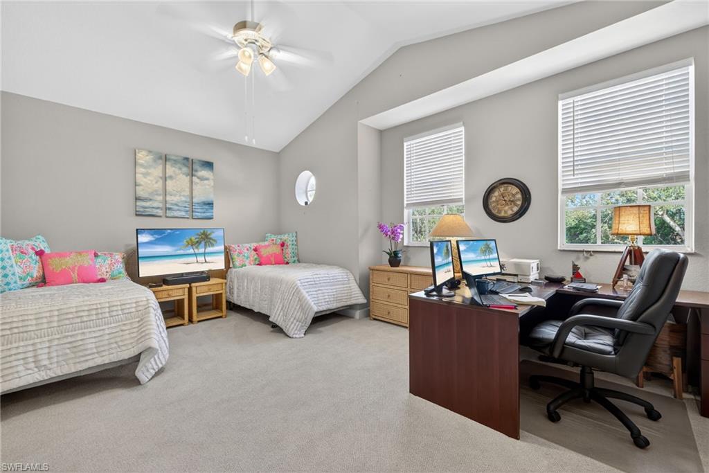 CROWN COLONY - Residential