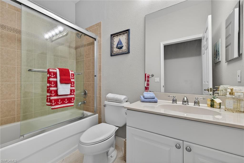 CROWN COLONY - Residential