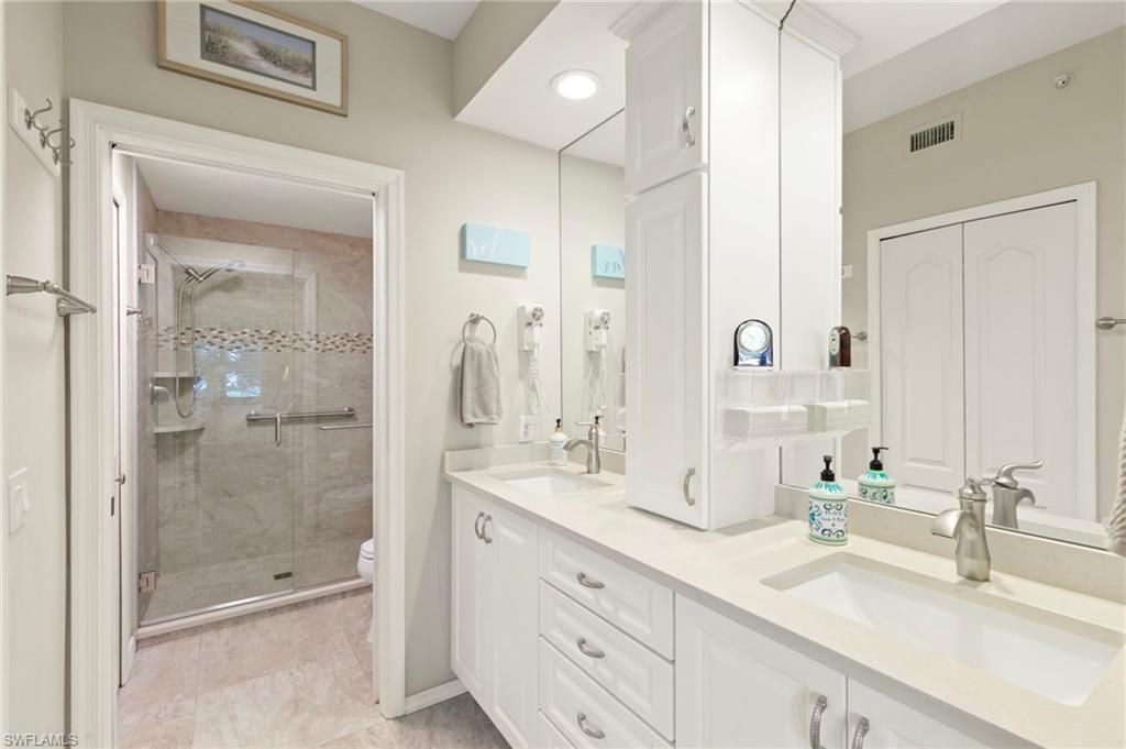 PEBBLE CREEK - Residential