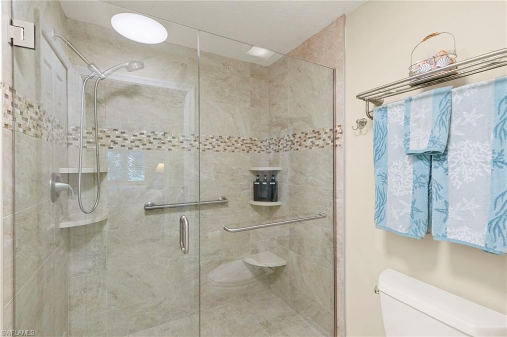 PEBBLE CREEK - Residential