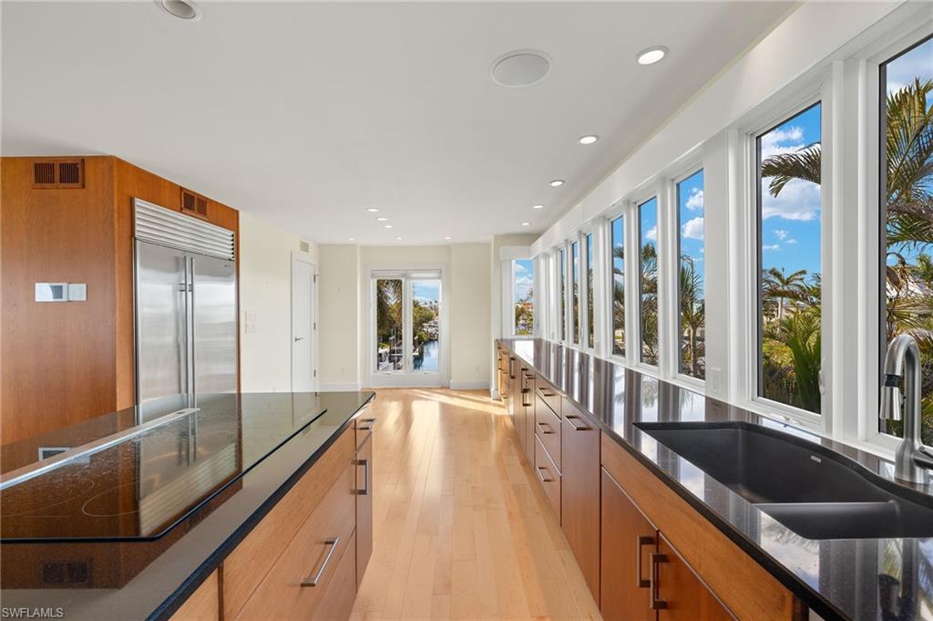 SANIBEL ISLES - Residential