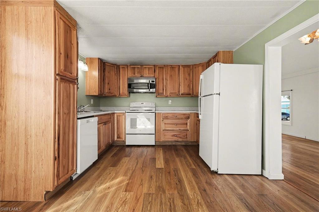 PINE ISLAND - Residential