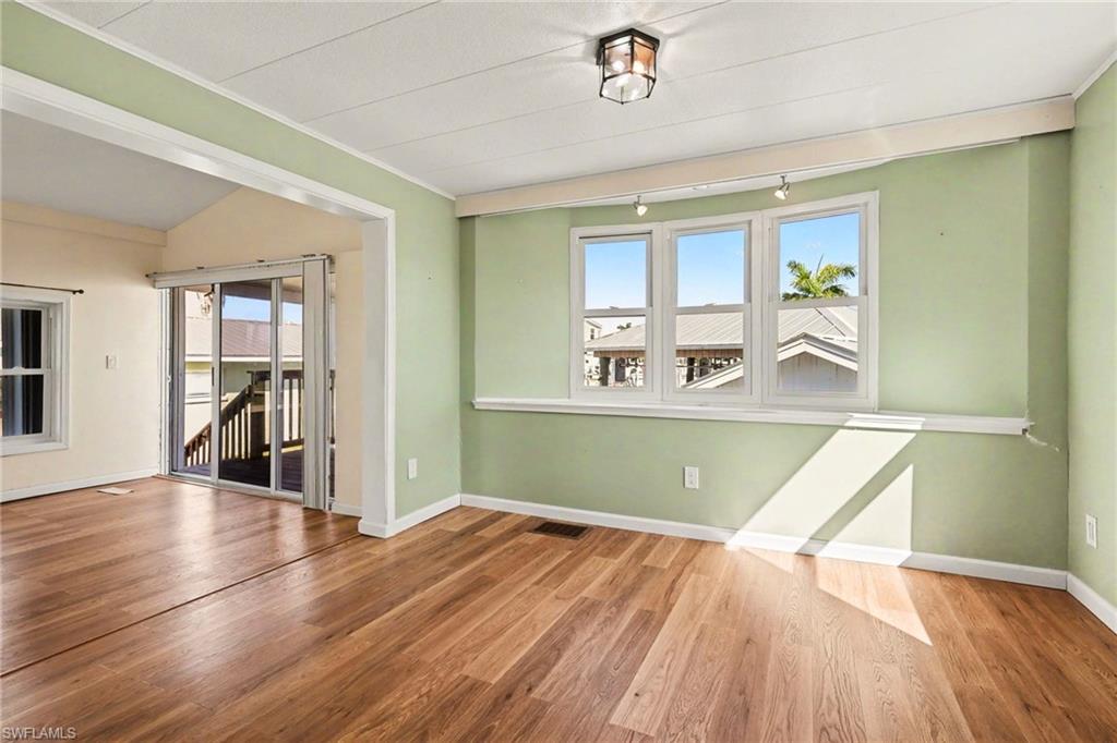 PINE ISLAND - Residential