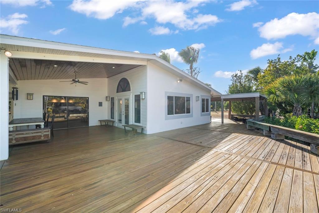 SANIBEL HIGHLANDS - Residential