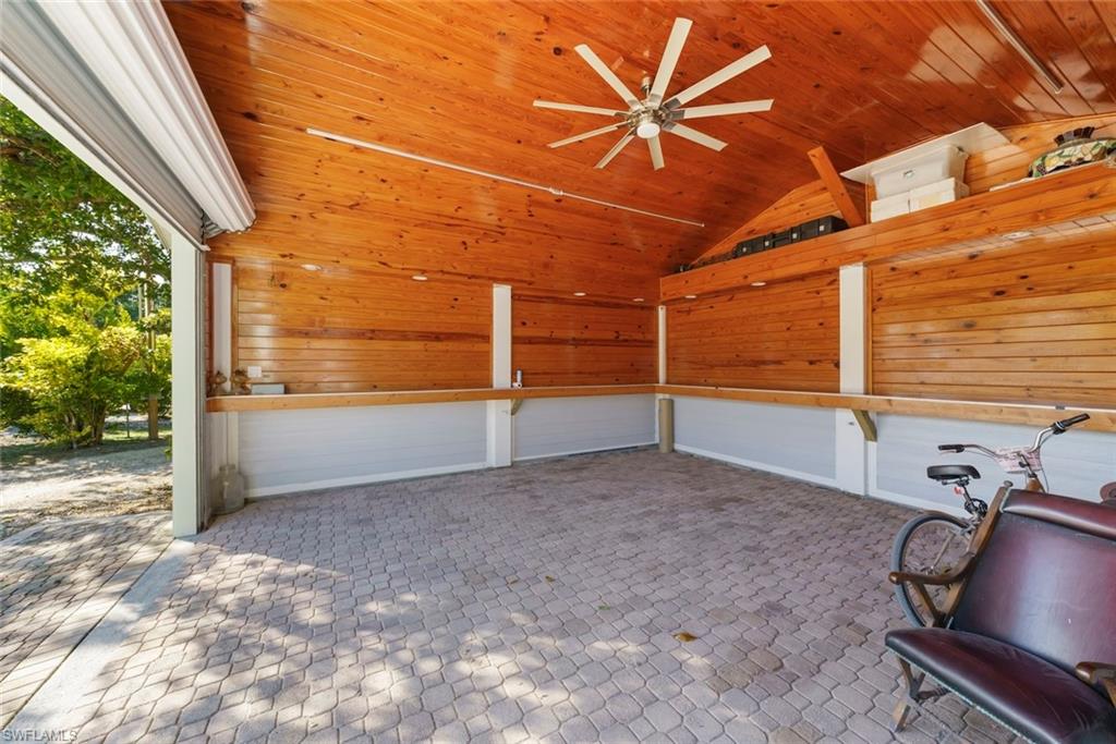 SANIBEL HIGHLANDS - Residential