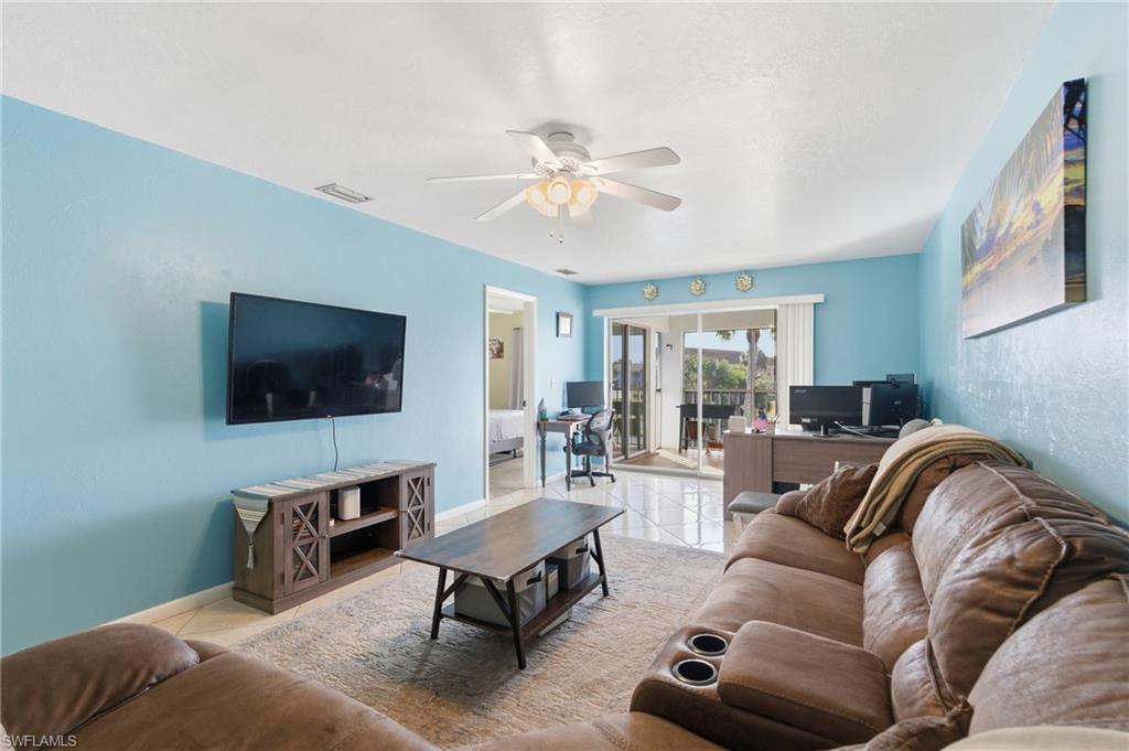 ROYAL HAWAIIAN CLUB - Residential