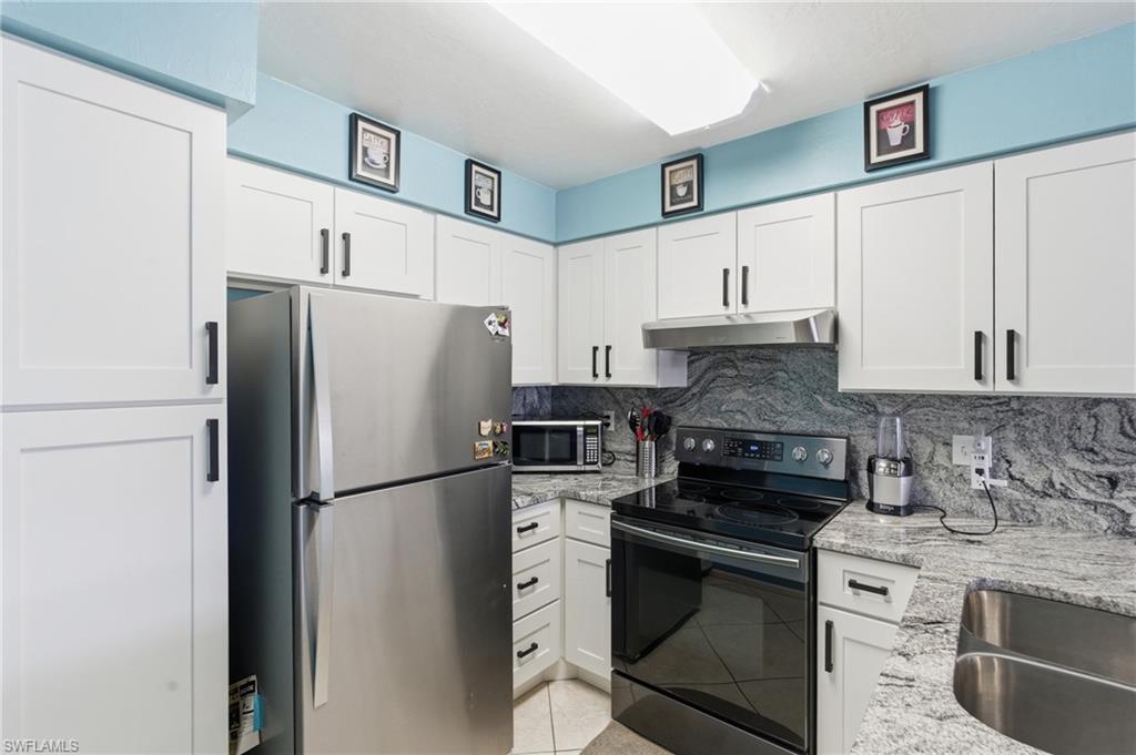 ROYAL HAWAIIAN CLUB - Residential