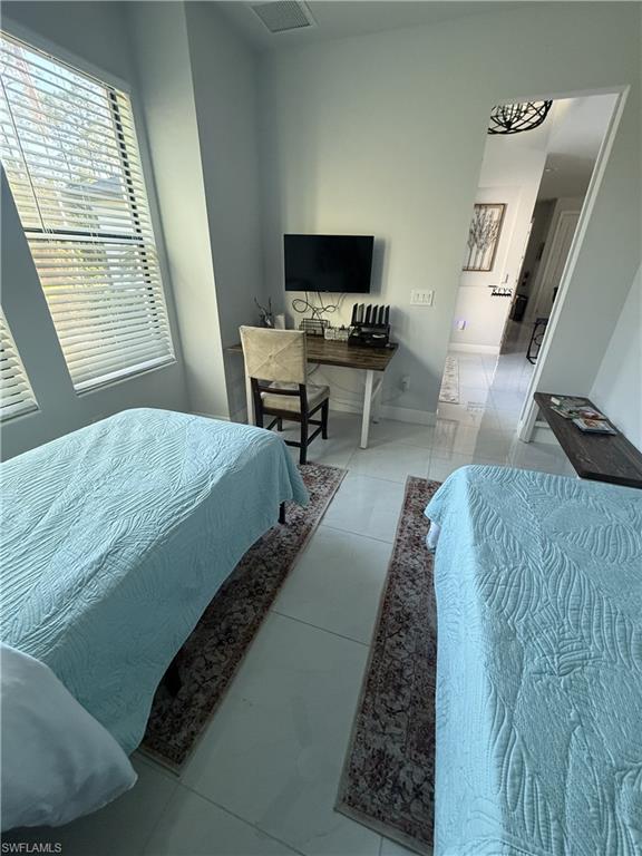 GOLDEN GATE ESTATES - Residential Lease