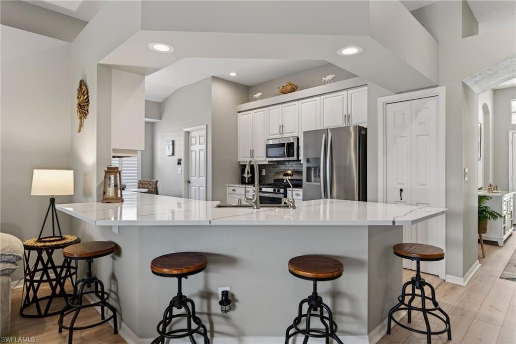 BAY PARK - Residential