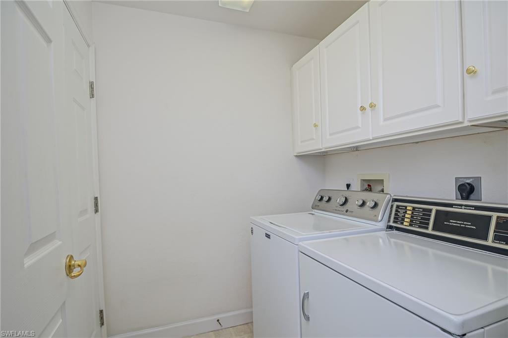 REFLECTION LAKES - Residential