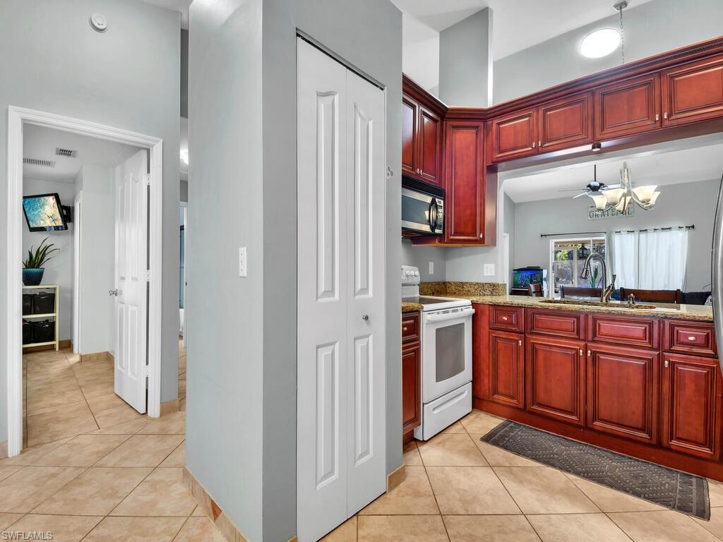 TANGLEWOOD - Residential