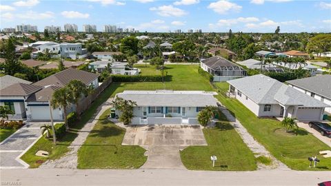 545 102ND AVE N NAPLES FL 34108