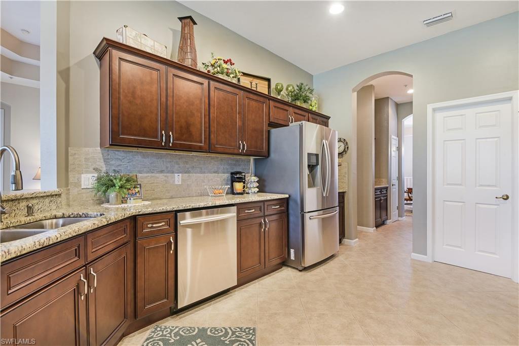 HARMONY POINTE - Residential