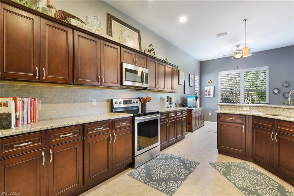 HARMONY POINTE - Residential