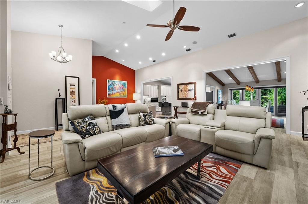 PINE RIDGE - Residential