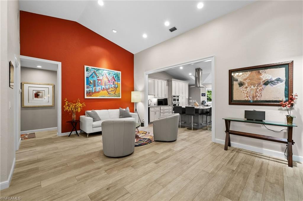 PINE RIDGE - Residential