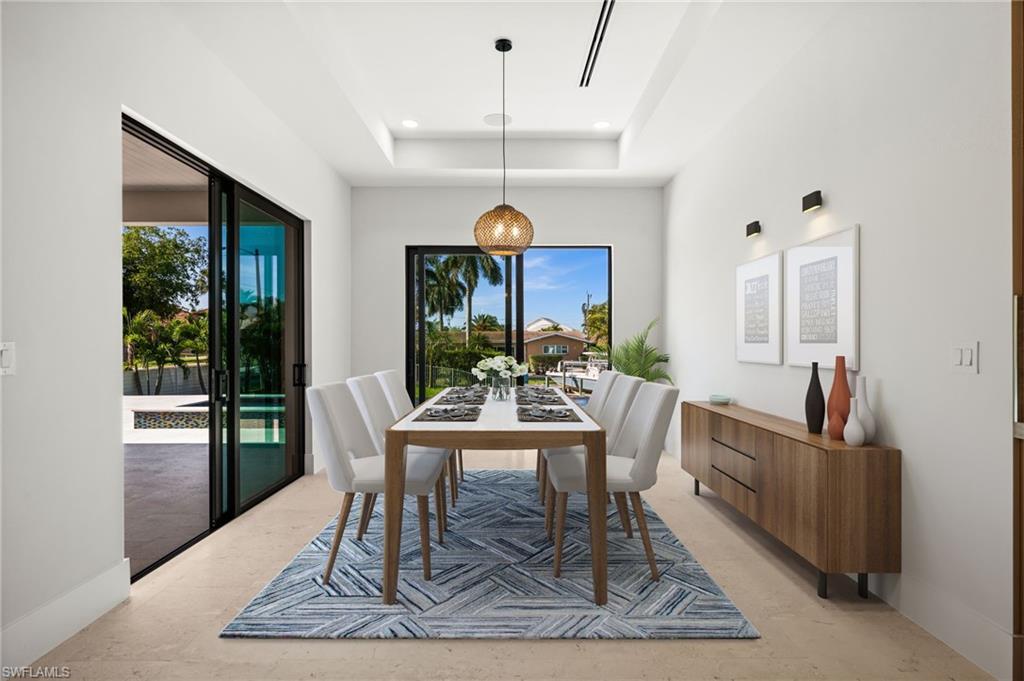 YACHT CLUB - Residential