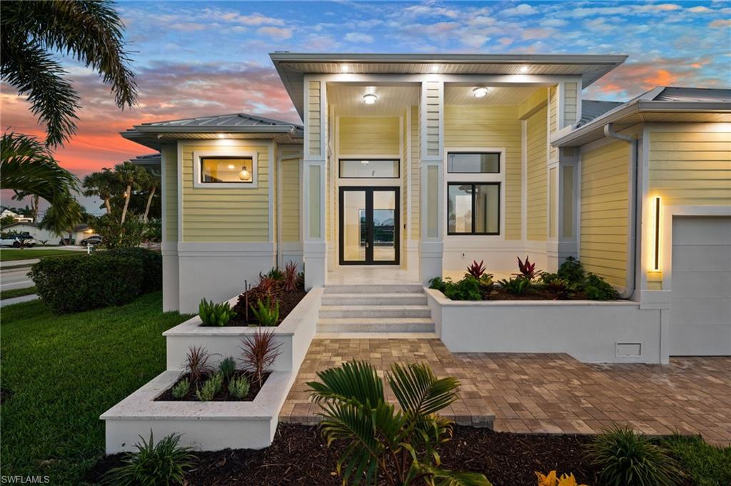 YACHT CLUB - Residential