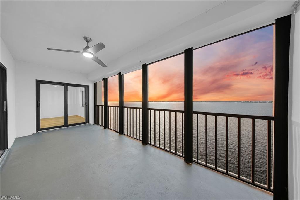 SUNSET ROYALE - Residential