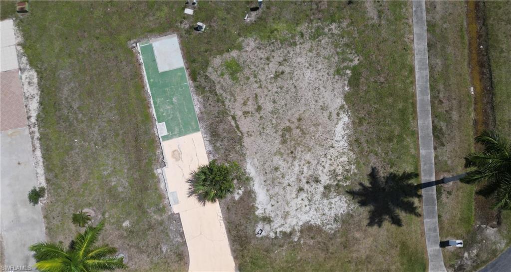 PLANTATION ESTATES MOBILE HOME - Land