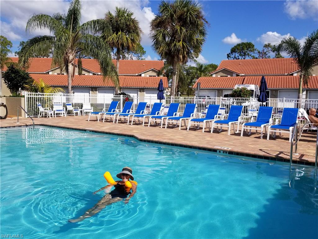 COBBLESTONE COURT - Residential