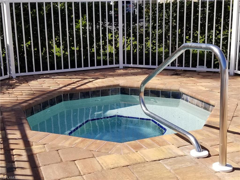 COBBLESTONE COURT - Residential