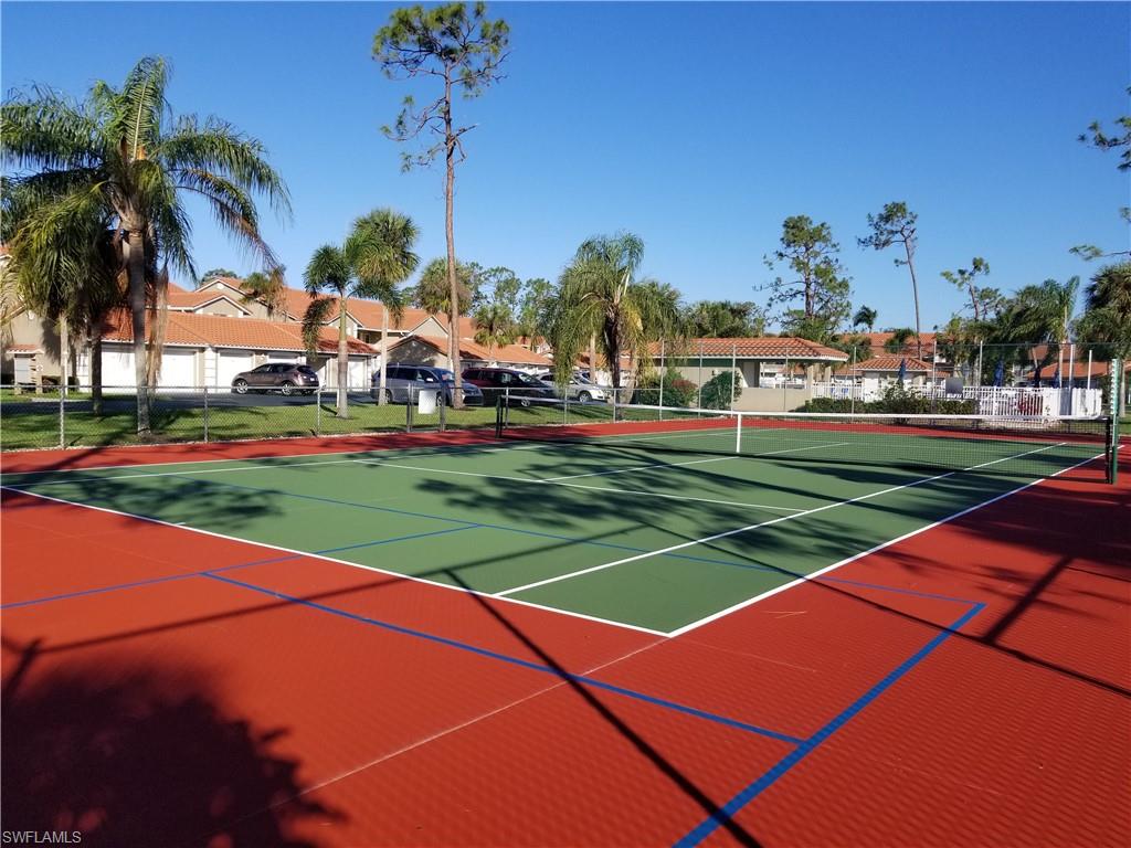 COBBLESTONE COURT - Residential