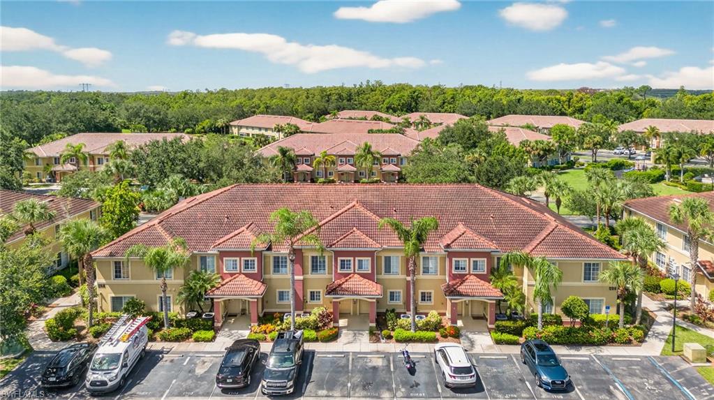 TOWNHOMES AT STONEYBROOK - Residential