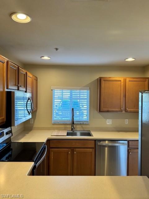 TOWNHOMES AT STONEYBROOK - Residential