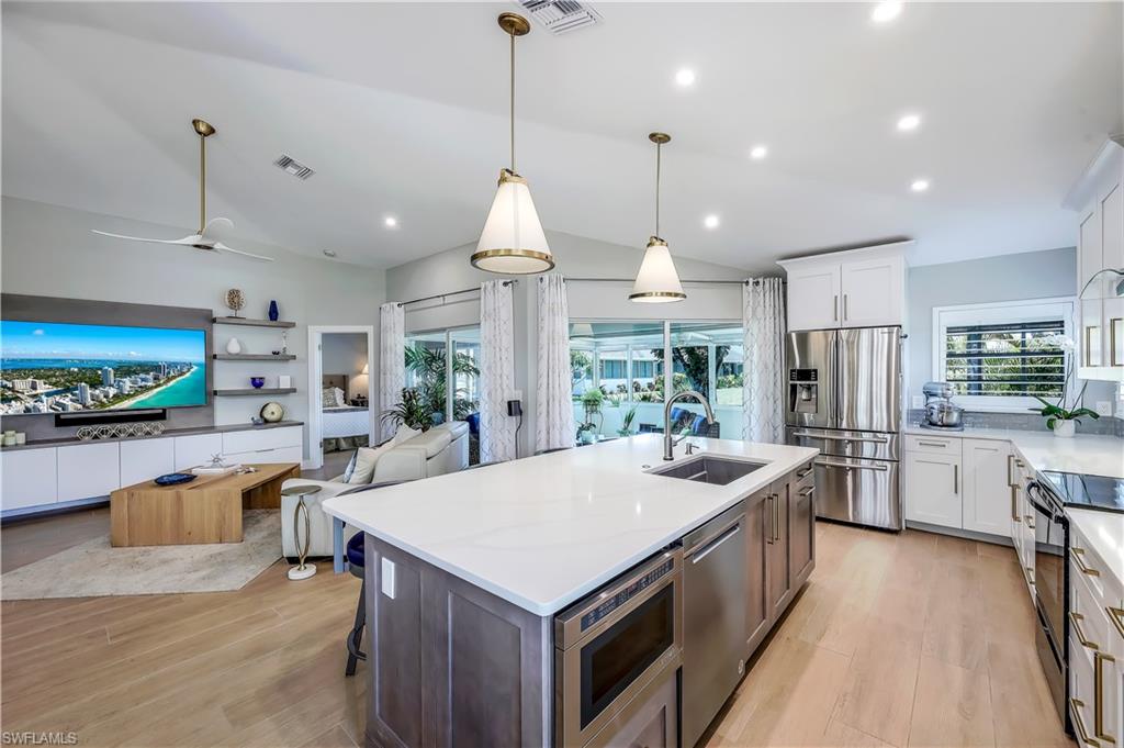 VILLAGES AT COUNTRY CREEK - Residential